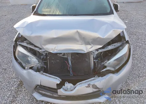 2015 Toyota Corolla Le z USA, uszkodzony, nr VIN 2T1BURHE8FC460510